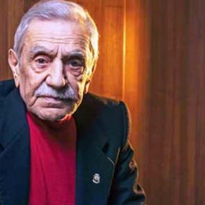 Aydemir Akbaş k&ouml;t&uuml; haberi b&ouml;yle duyurdu: İlk benden duyun istedim!