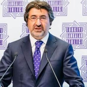 &Ccedil;akar: KOBİ'lere en &ccedil;ok kredi kullandırdığımız yıl oldu