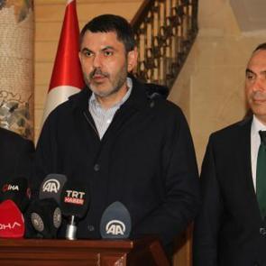 Bakan Kurum: 156 bin bina yıkık ve ağır hasarlı, fiyat artışına müsaade etmeyeceğiz