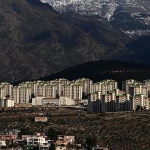 Kamu m&uuml;teahhitleri a&ccedil;ıkladı: İnşaat malzemesinde stok&ccedil;uluk yapıyorlar