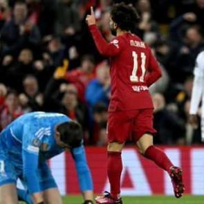 Liverpool'un M&uuml;sl&uuml;man yıldızı Salah tarihe ge&ccedil;ti!