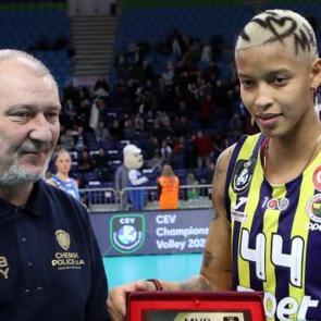 Bir s&uuml;redir g&uuml;ndemdeydi! Melissa Vargas artık A Milli Takım forması giyecek