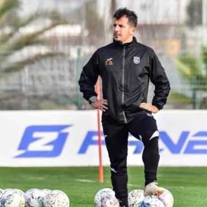 Emre Bel&ouml;zoğlu'ndan Mesut &Ouml;zil a&ccedil;ıklaması! "Bakacağız..."