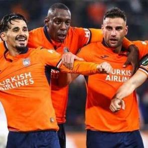 Başakşehir, Konferans Ligi'nde &ccedil;eyrek final i&ccedil;in Gent'i konuk edecek