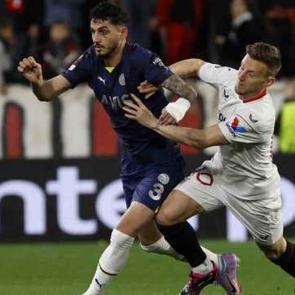 İspanya'da iki golle yıkıldık! Tur şansı Kadık&ouml;y'e kaldı