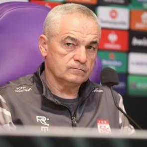 Rıza &Ccedil;alımbay: Hi&ccedil; kimseden korkmuyoruz!