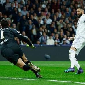 Benzema Liverpool'u da boş ge&ccedil;medi! Devler Ligi'nde tur Real Madrid'in