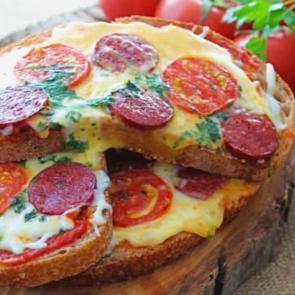 5 dakikada hazır: Açık tost nasıl yapılır?