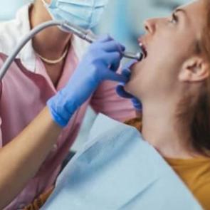 Diş çektirmek orucu bozar mı? Diş tedavisi oruca engel mi? 