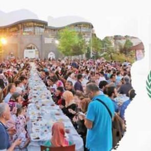 İHH'dan deprem b&ouml;lgesine g&uuml;nl&uuml;k 30 bin kişilik iftarlık