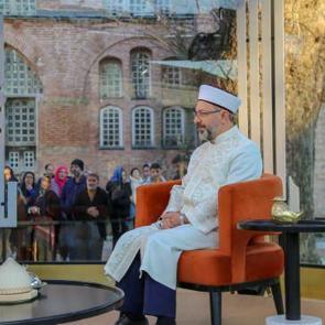 Diyanet İşleri Başkanı Erbaş: Kalıcı konutlar için zekat verilebilir
