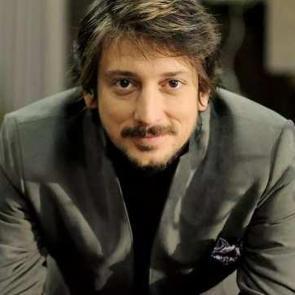 Engin Hepileri kimdir ve ka&ccedil; yaşındadır? Engin Hepileri oynadığı diziler