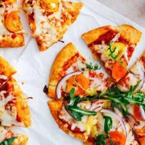 Lavaştan pratik pizza nasıl yapılır? Lavaştan pizza tarifi