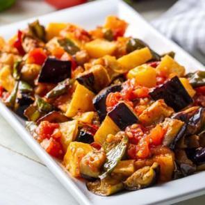 Zeytinyağlı patlıcan yemeği nasıl yapılır? Zeytinyağlı patlıcan yemeği tarifi