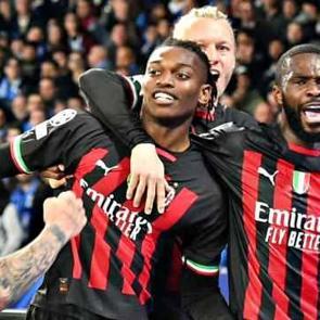 Milan Şampiyonlar Ligi'de 16 yıl sonra yarı finalde!