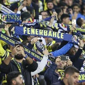 Fenerbah&ccedil;e'den derbi &ouml;ncesi taraftarlarına '6222' uyarısı