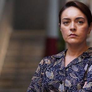 Masumlar Apartmanı'nın başrol&uuml; Ezgi Mola evlendi! İşte merak edilen Ezgi Mola'nın eşi... 