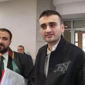 CZN Burak bir başka fenomenin &ouml;l&uuml;m haberini duyurdu! "Allah rahmet etsin"