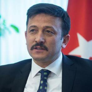 Hamza Dağ kimdir ve aslen nerelidir? Asıl mesleği ne? 