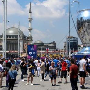 İstanbul'da oynanacak Şampiyonlar Ligi finali en &ccedil;ok esnafa yaradı!