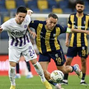 Belediye Derincespor TFF 2. Lig'e y&uuml;kseldi