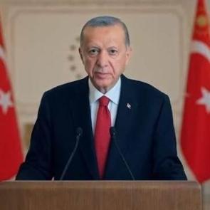 Erdoğan'dan deprem konutları açıklaması: Sonbaharda teslim edilecek