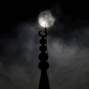 Milyonlarca insan bug&uuml;n&uuml; bekliyordu