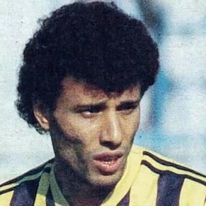 &Uuml;mit Birol kimdir? &Uuml;mit Birol neden &ouml;ld&uuml;? Hangi takımlarda oynadı? Biyografisi