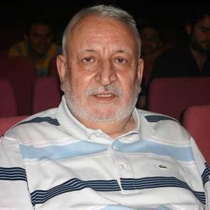 Y&uuml;cel &Ccedil;akmaklı kimdir?