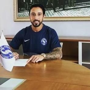 Tarık &Ccedil;amdal'dan s&uuml;rpriz imza! 2. Lig'e gitti