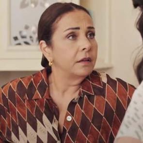 &Ccedil;i&ccedil;ek Dilligil kimdir ve ka&ccedil; yaşındadır? Ailece oyuncu olan &Ccedil;i&ccedil;ek Dilligil'in eşi ve oynadığı diziler&hellip;