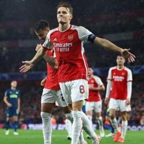 6 yıllık hasret sona erdi! Arsenal Şampiyonlar Ligi'ne farklı başladı