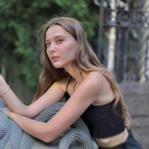 Kardeşlerim 'Lidya' El&ccedil;in Zehra İrem kimdir? Nasıl keşfedildi? El&ccedil;in Zehra İrem'in oynadığı diziler...