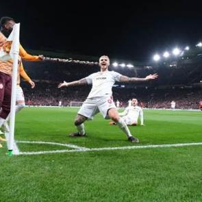 Old Trafford yangın yeri! Galatasaray'dan muhteşem zafer