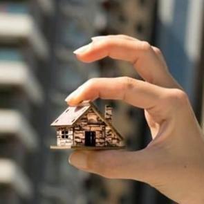 Hem konut satışları hem kiralar d&uuml;şt&uuml;