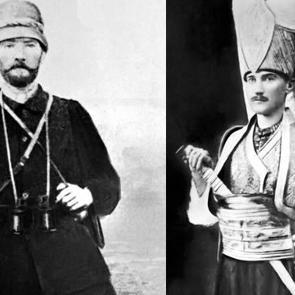 '100 Fotoğrafla Atatürk' koleksiyonu