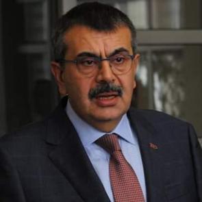 Bakan Tekin'den &ouml;zel okullarda &ccedil;alışan &ouml;ğretmenlere y&ouml;nelik SGK a&ccedil;ıklaması