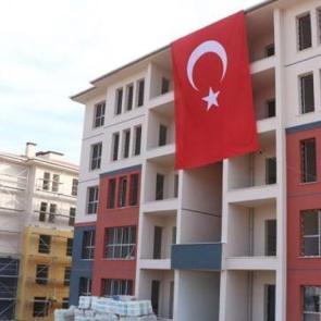 Hatay&rsquo;da deprem konutlarının teslim tarihi belli oldu