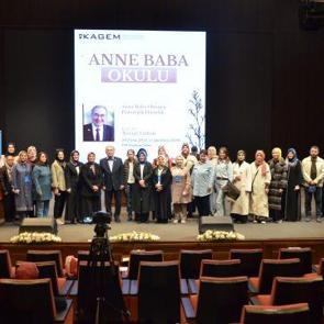 TDV KAGEM&rsquo;in &ldquo;Anne Baba Okulu&rdquo; seminerleri başladı