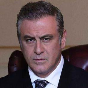 Yalı &Ccedil;apkını Şehmus 'Turgut Tun&ccedil;alp' kimdir? Eşi kim? Turgut Tun&ccedil;alp'in oynadığı diziler