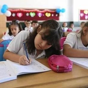 Okullarda ara tatil zili yarın &ccedil;alıyor
