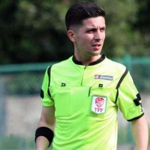 Hakeme kafa atmanın cezası ağır oldu