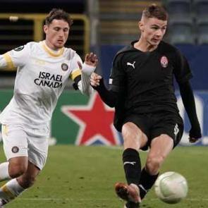 Erteleme ma&ccedil;ında Maccabi Tel Aviv, Zorya'yı devirdi