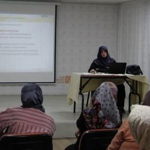 İnsan ve Toplum İlmi-i Hali programları s&uuml;r&uuml;yor