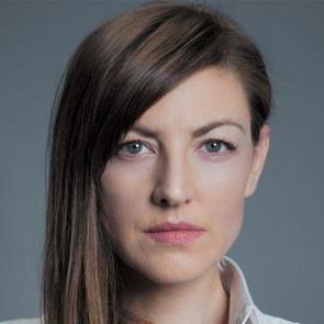 Kud&uuml;s Fatihi Selahaddin Eyyubi 'Fatma' Zeynep Kumral kimdir? Evli mi? Zeynep Kumral dizileri