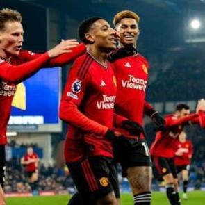 Manchester United 7 eksikle Galatasaray karşısında