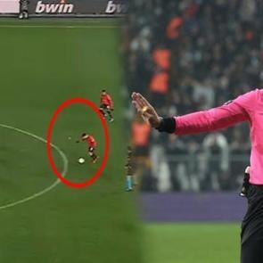 Atilla Karaoğlan kuralı bilmiyormuş! Kural hatası yapmasını VAR &ouml;nledi