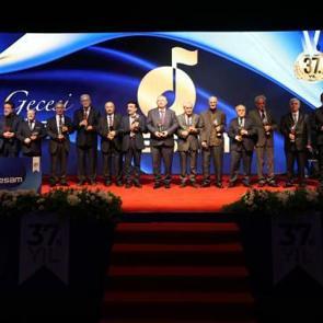 Sanatçılardan Filistin çağrısı: Herkes İsrail'e tepki göstermeli