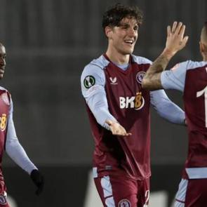 Zaniolo ilk gol&uuml;n&uuml; attı! Aston Villa grubu lider bitirdi
