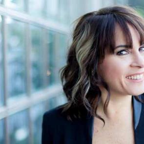 Sakla Beni 'F&uuml;sun' Sevin&ccedil; Erbulak kimdir? Annesi, babası ve ablası kim? Sevin&ccedil; Erbulak oynadığı diziler